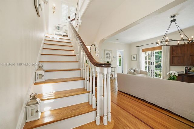 1231 Catalonia Ave, Coral Gables, FL 33134