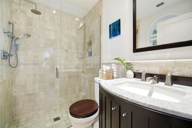 1231 Catalonia Ave, Coral Gables, FL 33134