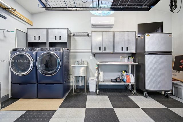 1231 Catalonia Ave, Coral Gables, FL 33134