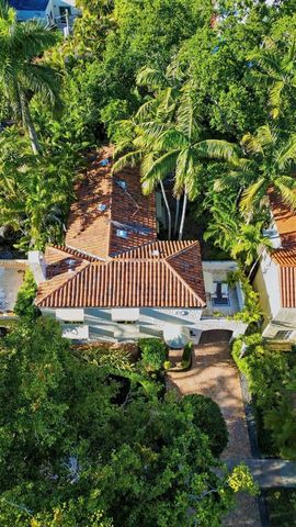 1231 Catalonia Ave, Coral Gables, FL 33134