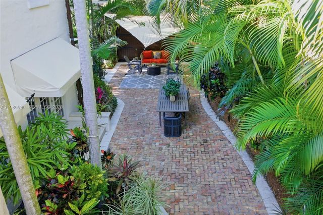 1231 Catalonia Ave, Coral Gables, FL 33134