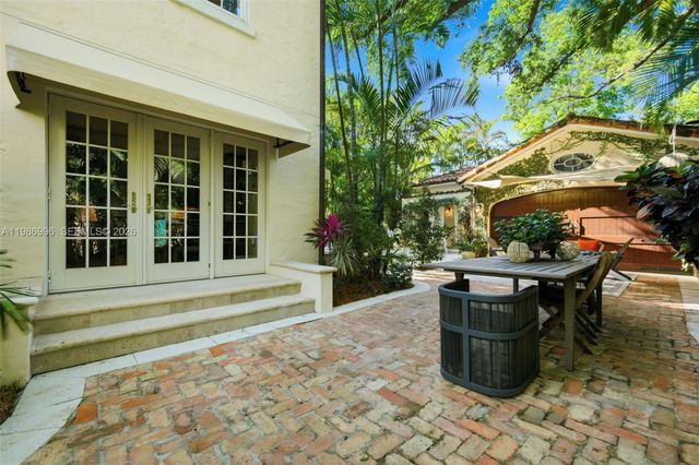 1231 Catalonia Ave, Coral Gables, FL 33134