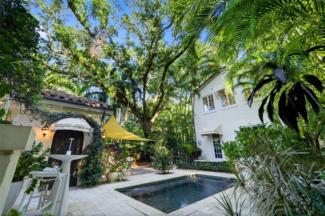 1231 Catalonia Ave, Coral Gables, FL 33134