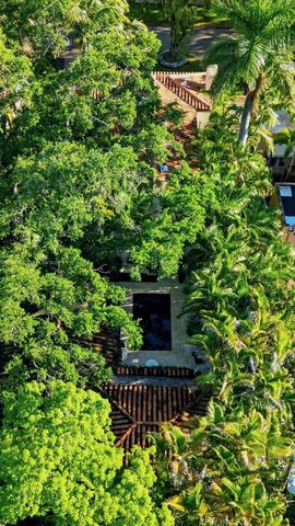 1231 Catalonia Ave, Coral Gables, FL 33134