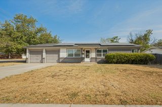 5301 Stanley Keller Road, Haltom City, TX 76117