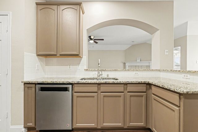 5704 Bandera Drive, The Colony, TX 75056