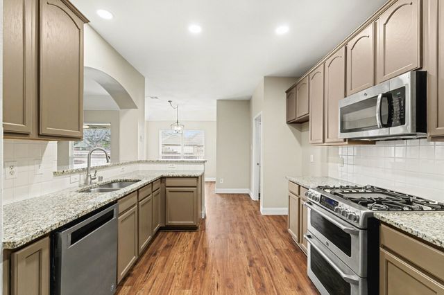 5704 Bandera Drive, The Colony, TX 75056