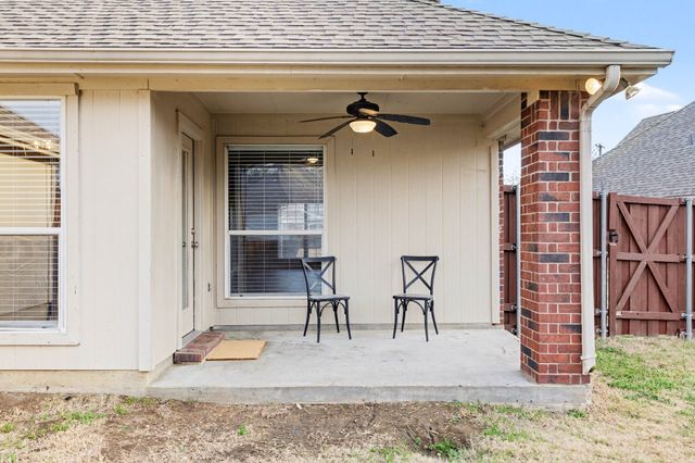 5704 Bandera Drive, The Colony, TX 75056