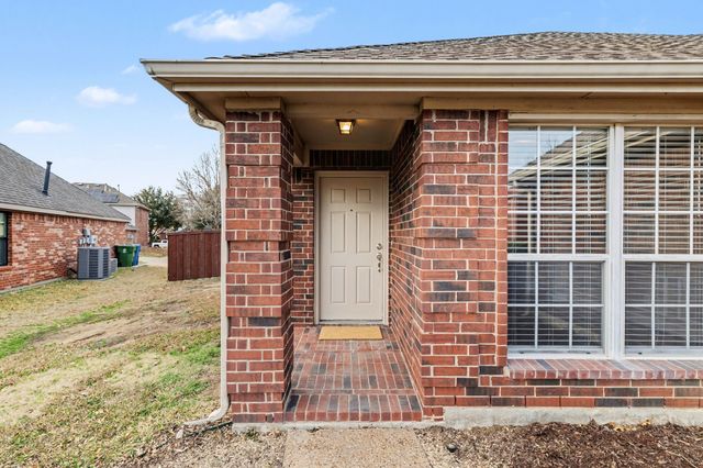 5704 Bandera Drive, The Colony, TX 75056