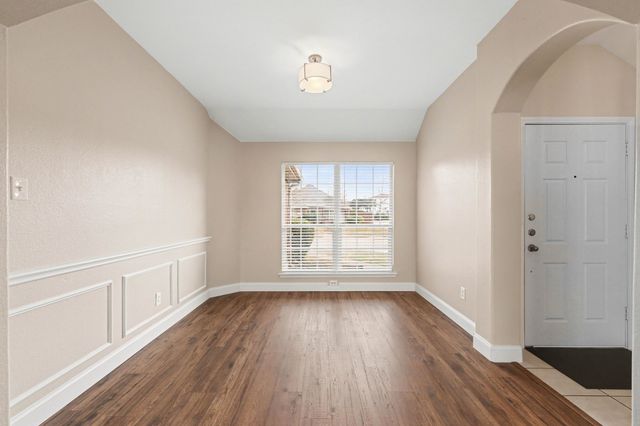 5704 Bandera Drive, The Colony, TX 75056