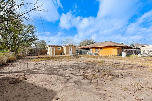 1319 E Mahl Street, Edinburg, TX 78539