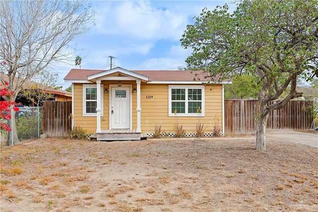 1319 E Mahl Street, Edinburg, TX 78539