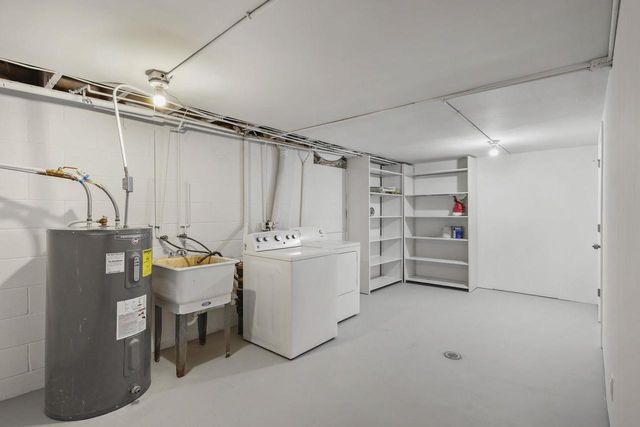 2221 Kellogg Avenue, Janesville, WI 53546