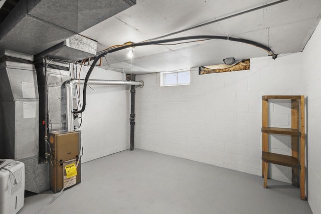 2221 Kellogg Avenue, Janesville, WI 53546