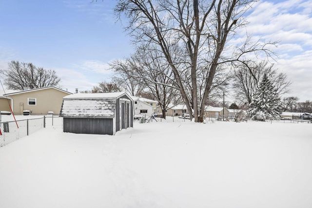 2221 Kellogg Avenue, Janesville, WI 53546