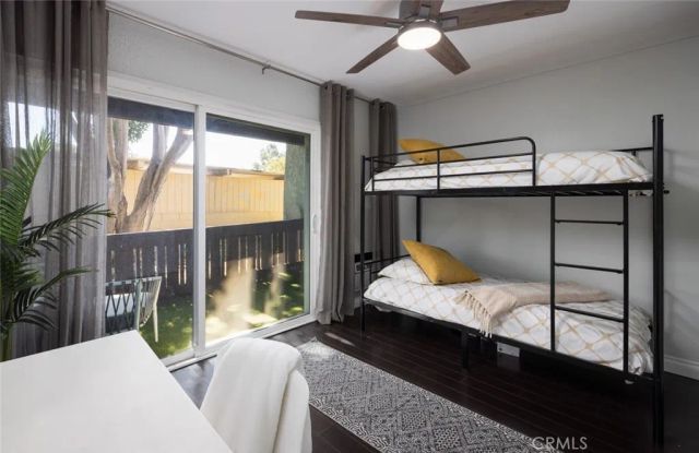 1000 W MacArthur Boulevard 11, Santa Ana, CA 92707