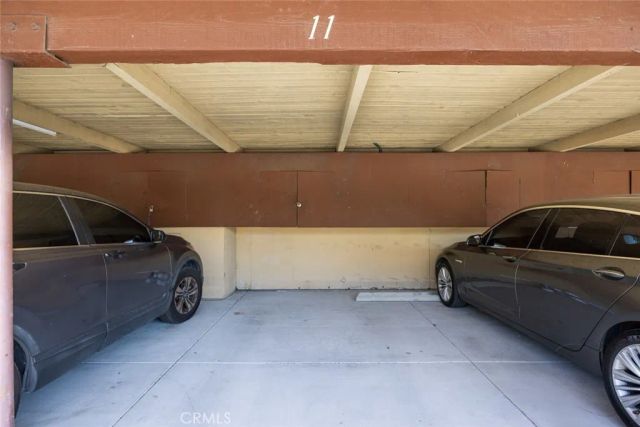 1000 W MacArthur Boulevard 11, Santa Ana, CA 92707