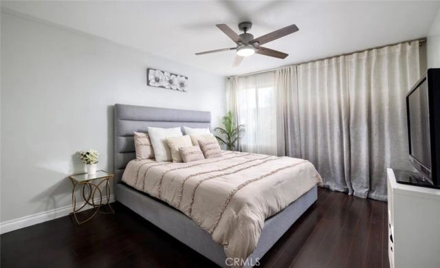 1000 W MacArthur Boulevard 11, Santa Ana, CA 92707