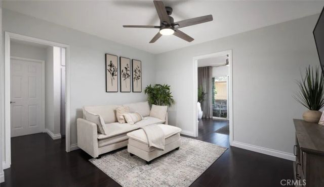 1000 W MacArthur Boulevard 11, Santa Ana, CA 92707