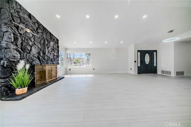 1849 COOK Circle, Corona, CA 92882