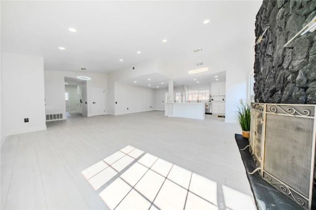 1849 COOK Circle, Corona, CA 92882