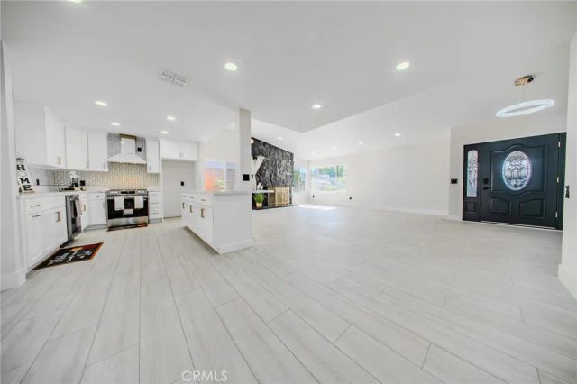 1849 COOK Circle, Corona, CA 92882
