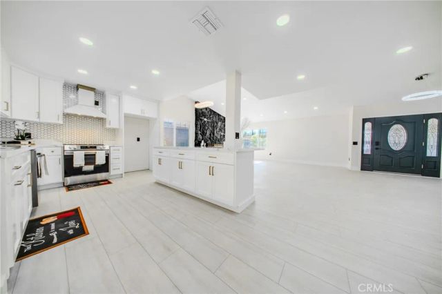 1849 COOK Circle, Corona, CA 92882