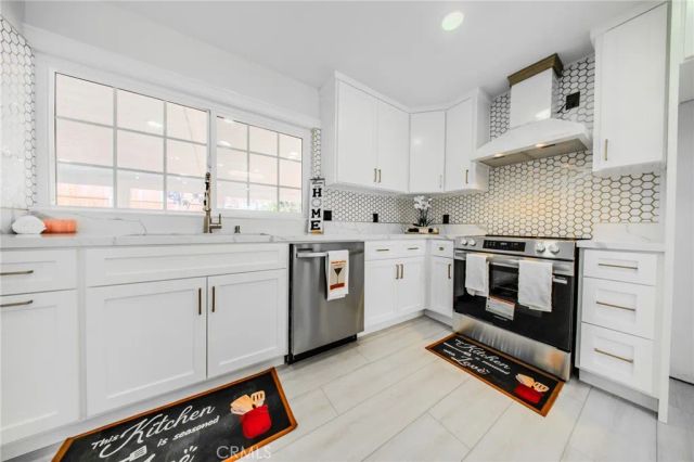 1849 COOK Circle, Corona, CA 92882