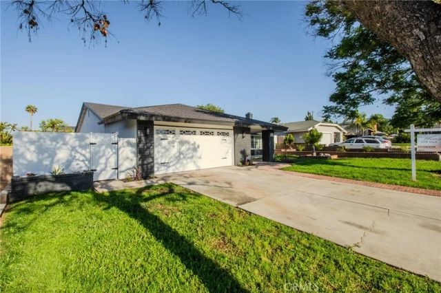 1849 COOK Circle, Corona, CA 92882