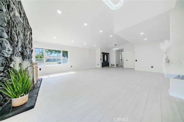 1849 COOK Circle, Corona, CA 92882