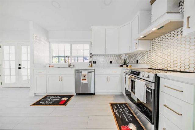 1849 COOK Circle, Corona, CA 92882