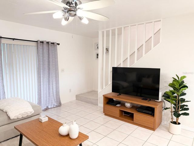 5027 SW 16TH PLACE 102, Cape Coral, FL 33914
