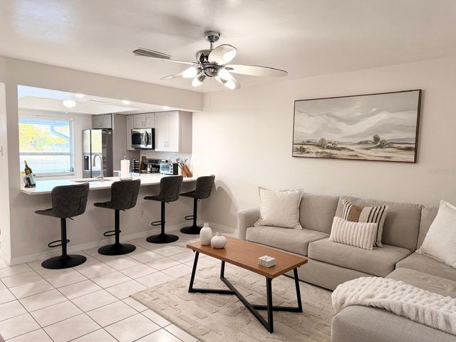 5027 SW 16TH PLACE 102, Cape Coral, FL 33914