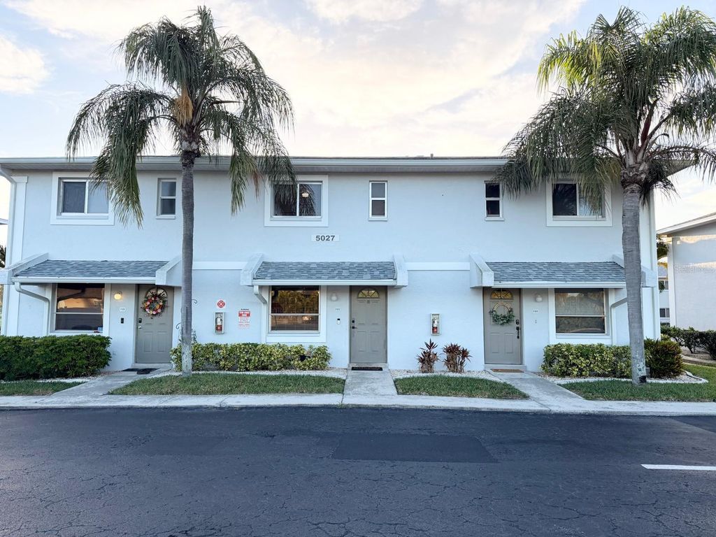 5027 SW 16TH PLACE 102, Cape Coral, FL 33914