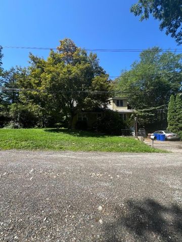 15 Brook Rd, West Milford Twp., NJ 07421