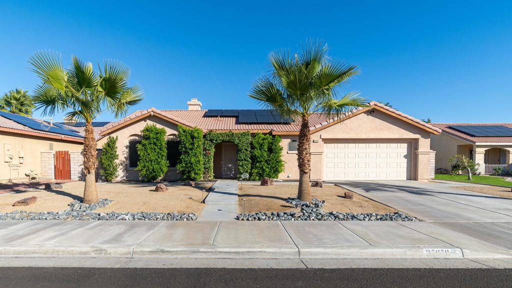 37676 Driscoll Street, Palm Desert, CA 92211