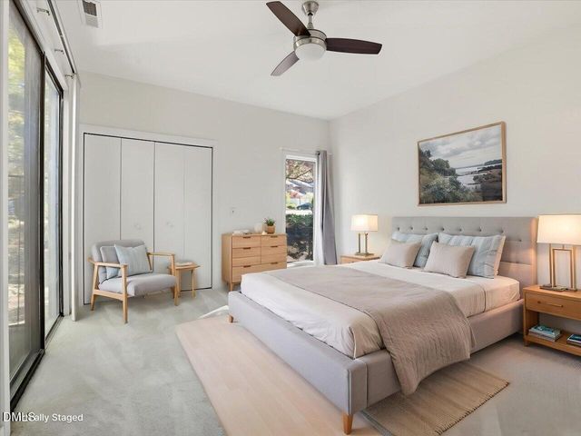 13 Vauxhall Place, Chapel Hill, NC 27517