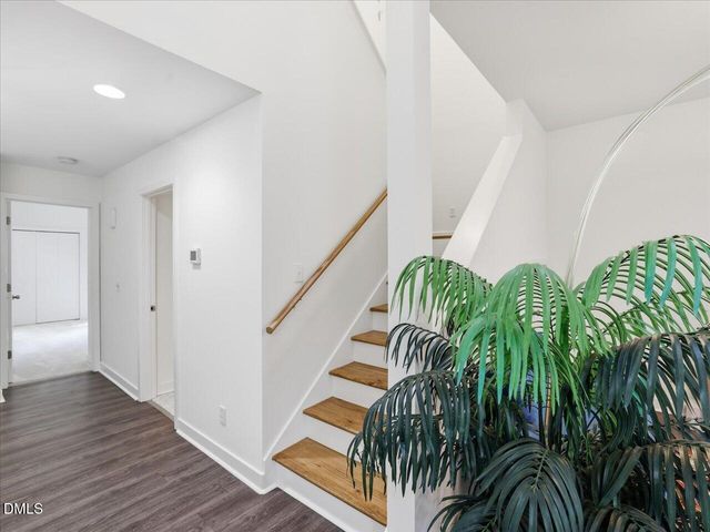 13 Vauxhall Place, Chapel Hill, NC 27517