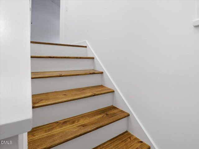 13 Vauxhall Place, Chapel Hill, NC 27517