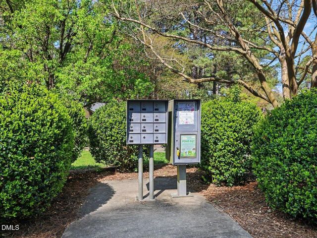 13 Vauxhall Place, Chapel Hill, NC 27517