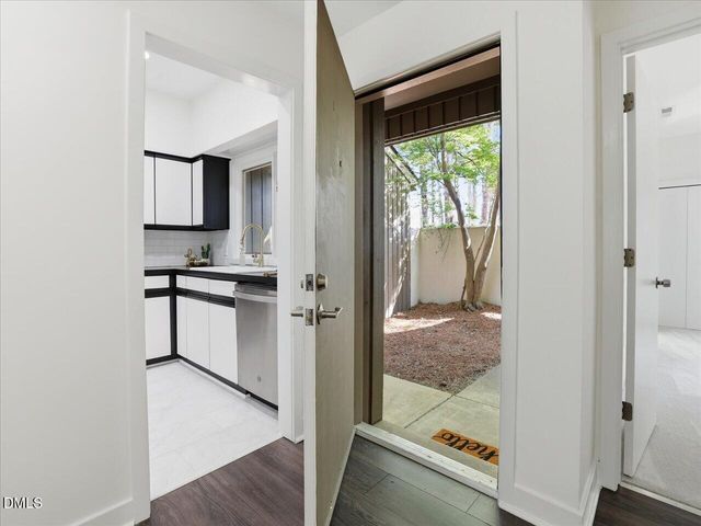 13 Vauxhall Place, Chapel Hill, NC 27517