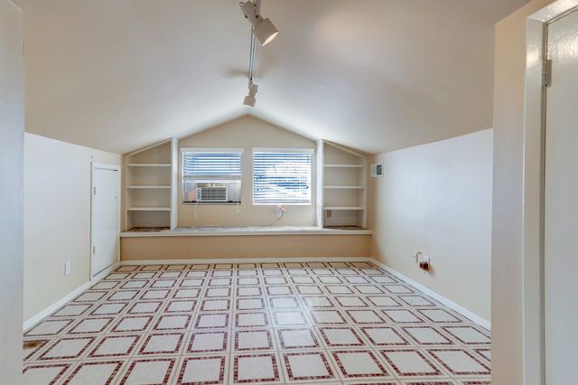 4126 S Durness Way, Houston, TX 77025