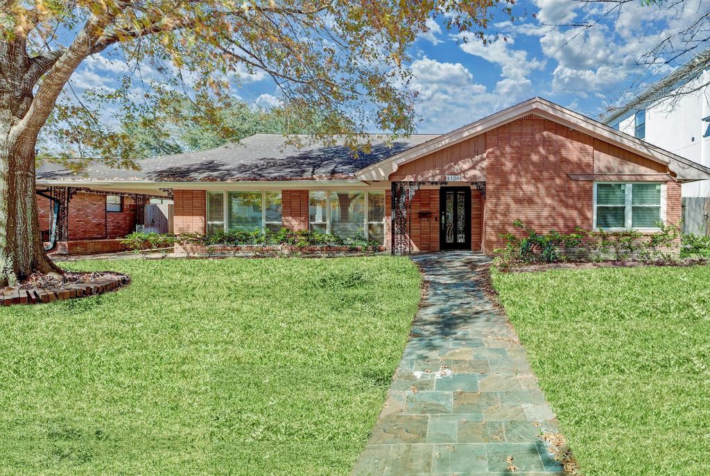 4126 S Durness Way, Houston, TX 77025