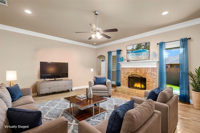 313 Donna Circle, Granbury, TX 76049