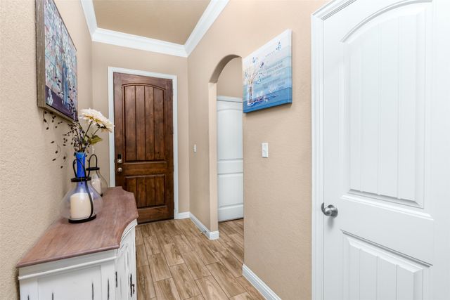 313 Donna Circle, Granbury, TX 76049