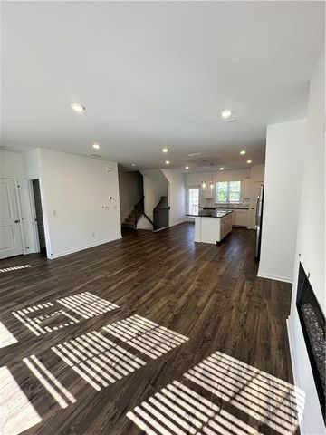 5720 Schelton Place SE, Mableton, GA 30126