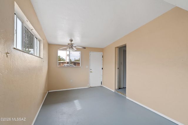 1501 W La Pasadita Street, Tucson, AZ 85705