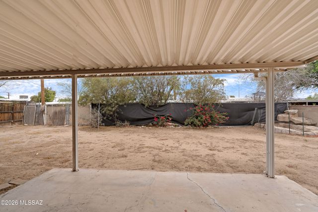 1501 W La Pasadita Street, Tucson, AZ 85705