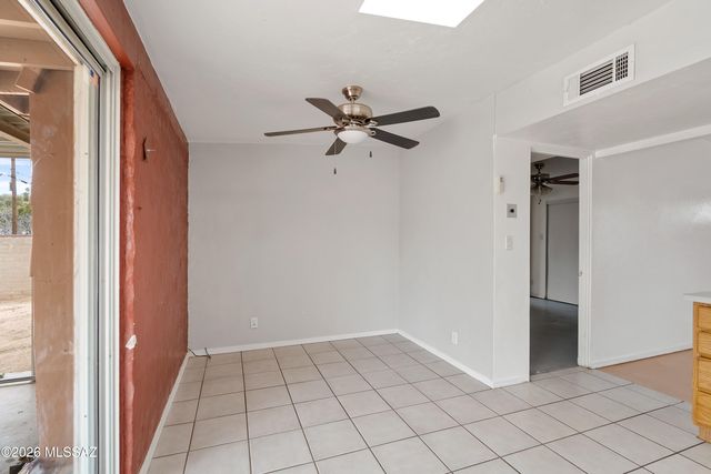 1501 W La Pasadita Street, Tucson, AZ 85705
