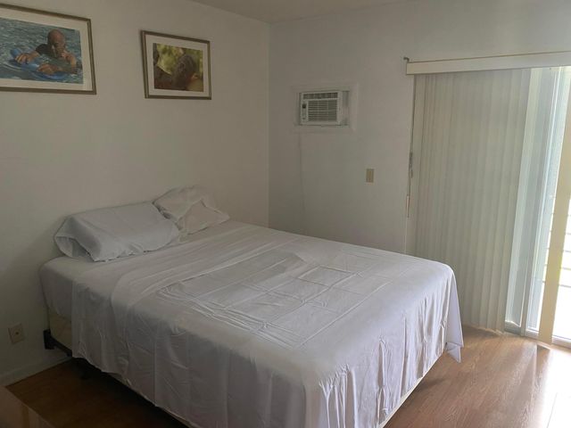 71 Berkshire 71, West Palm Beach, FL 33417